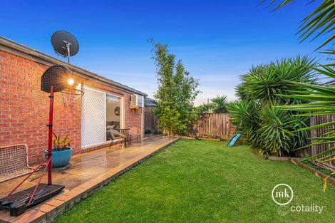 Property photo of 8 Morton Close Doreen VIC 3754
