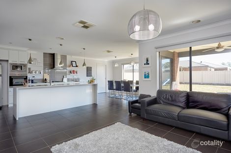 Property photo of 3 Kent Place Strathfieldsaye VIC 3551