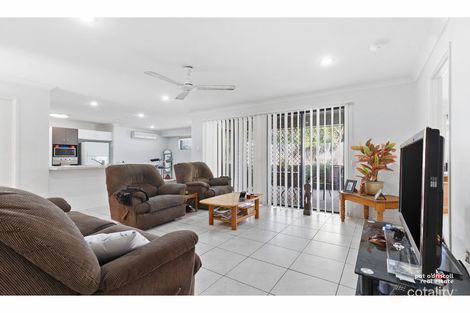 Property photo of 2/269 Richardson Road Kawana QLD 4701