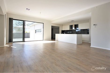 Property photo of 5 Pimlico Avenue Currans Hill NSW 2567