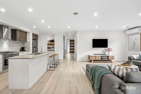 Property photo of 198 Warralily Boulevard Armstrong Creek VIC 3217