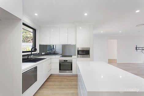 Property photo of 13 Yarto Close Kincumber NSW 2251