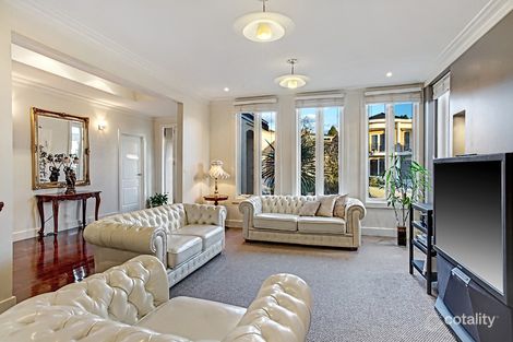 Property photo of 6 St John Circle Chirnside Park VIC 3116