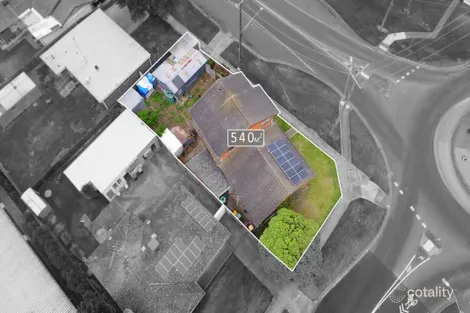 Property photo of 2 Townsend Road St Albans Park VIC 3219