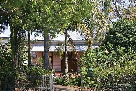 23 Hall Ave, Norman Park, QLD 4170