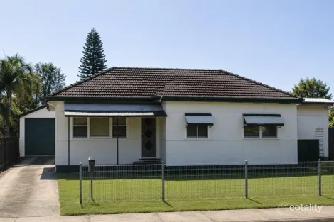 Property photo of 7 Coolaroo Crescent Lurnea NSW 2170
