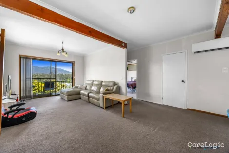 Property photo of 32 Centre Avenue Eildon VIC 3713