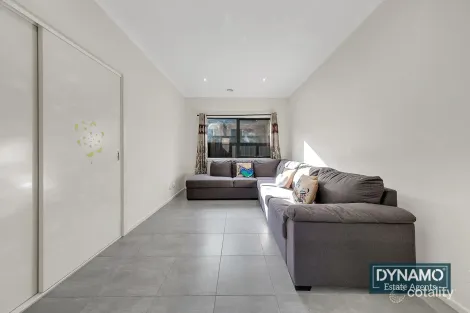 Property photo of 32 Bandicoot Road Craigieburn VIC 3064