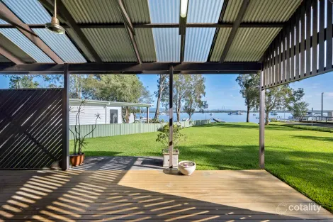 2 Pearson St, Bonnells Bay, NSW 2264
