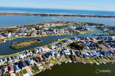 Property photo of 97 Wentworth Parade Hindmarsh Island SA 5214