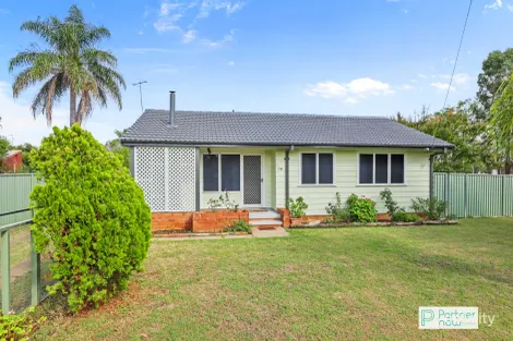 14 Sussex St, West Tamworth, NSW 2340