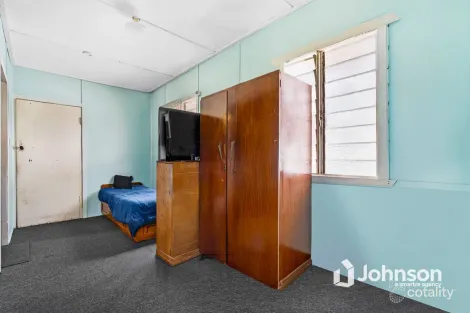 Property photo of 4 Killarney Avenue Manly West QLD 4179