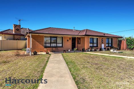 Property photo of 5 Railway Parade Deer Park VIC 3023