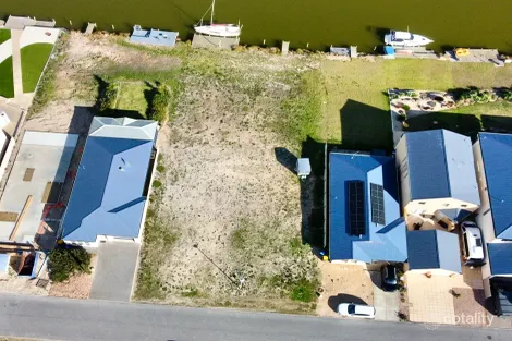 Property photo of 97 Wentworth Parade Hindmarsh Island SA 5214