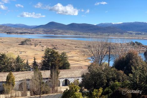 Property photo of 35 Jerrara Drive East Jindabyne NSW 2627