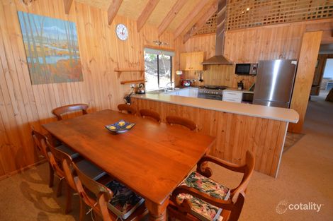 Property photo of 35 Jerrara Drive East Jindabyne NSW 2627
