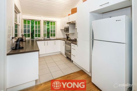 Property photo of 10 Fenton Street Fairfield QLD 4103
