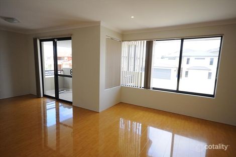 Property photo of 15 Bencubbin Crescent Dianella WA 6059