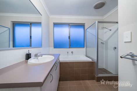 Property photo of 2/41 Windermere Chase Butler WA 6036