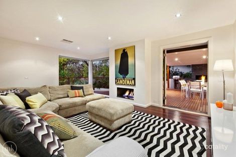 Property photo of 3 Carmel Close Greensborough VIC 3088