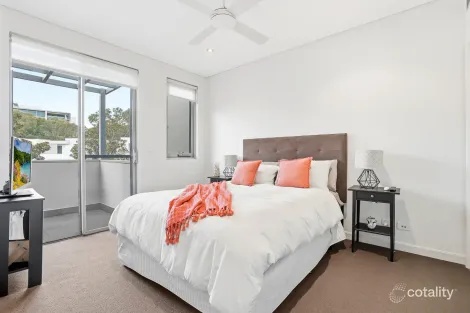 Property photo of 36 Peninsula Way Norwest NSW 2153