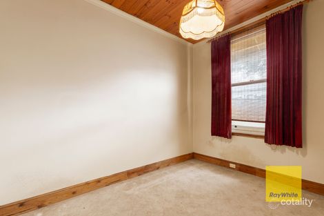 Property photo of 74 Ormond Road East Geelong VIC 3219