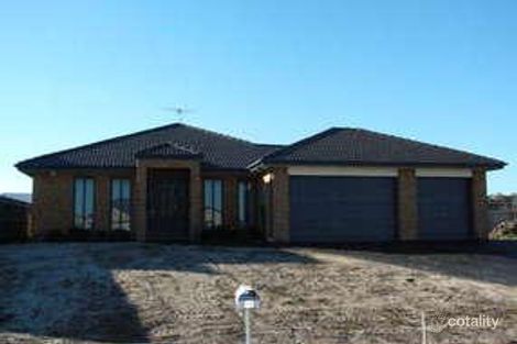 Property photo of 15 Aquarius Court Mornington VIC 3931