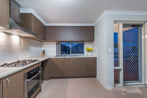 Property photo of 2/41 Windermere Chase Butler WA 6036