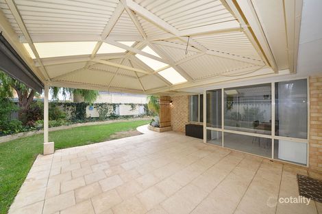 Property photo of 32 Combewood Loop Carramar WA 6031