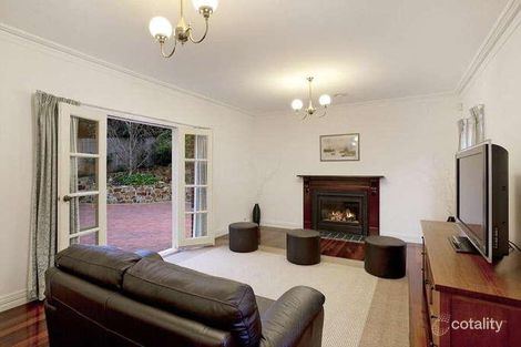 Property photo of 17 Pilbara Mews Bulleen VIC 3105