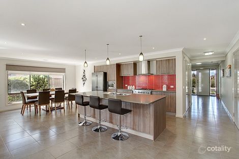 Property photo of 72 Featherbrook Drive Point Cook VIC 3030