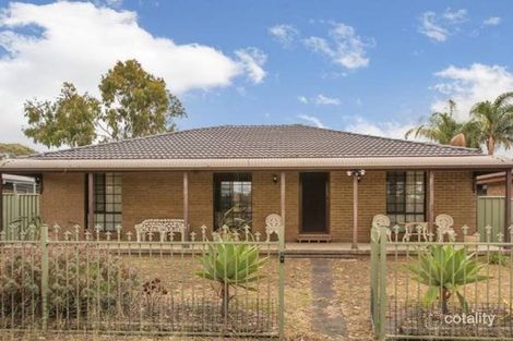 Property photo of 7 Kemmel Close Bossley Park NSW 2176