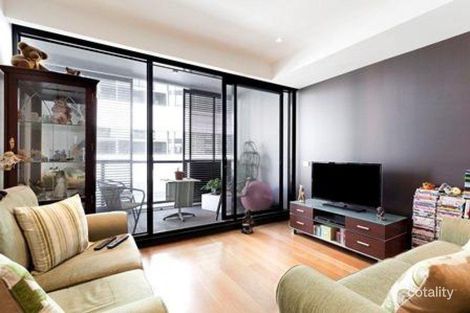 Property photo of 230/539 St Kilda Road Melbourne VIC 3004
