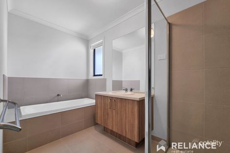 Property photo of 748 Armstrong Road Manor Lakes VIC 3024