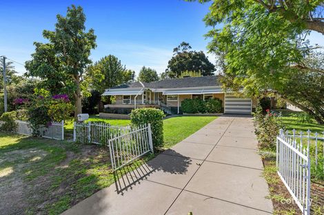 Property photo of 55 Sampson Road Lesmurdie WA 6076