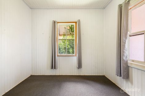 Property photo of 69 Geoffrey Street Mount Lofty QLD 4350