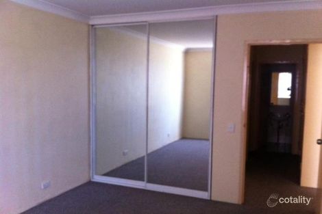 Property photo of 2/4 Mead Drive Chipping Norton NSW 2170