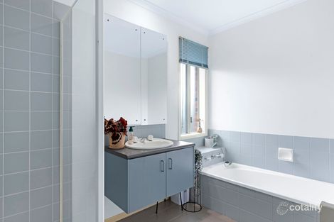 Property photo of 7 Goldenfleece Place Hoppers Crossing VIC 3029