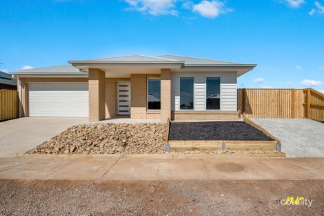 Property photo of 24 Kabiri Terrace St Leonards VIC 3223