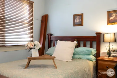 Property photo of 32 Chamberlain Street Eureka VIC 3350