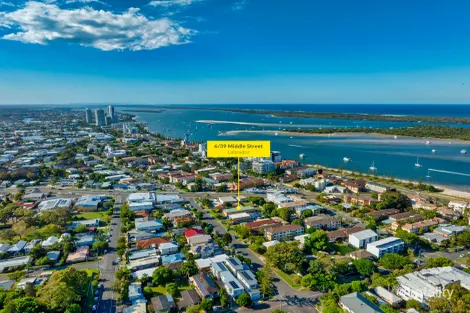 6/39 Middle St, Labrador, QLD 4215