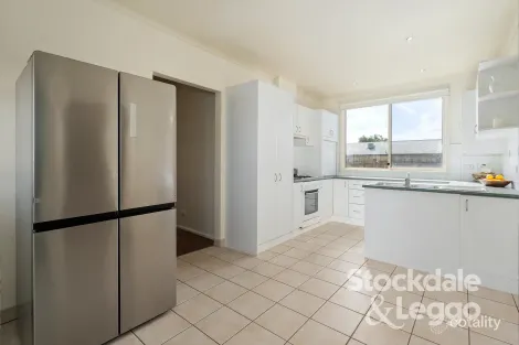 Property photo of 45 Leon Avenue Rosebud VIC 3939