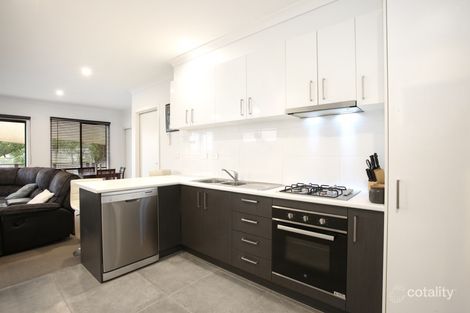 Property photo of 5/98 Ahern Road Pakenham VIC 3810