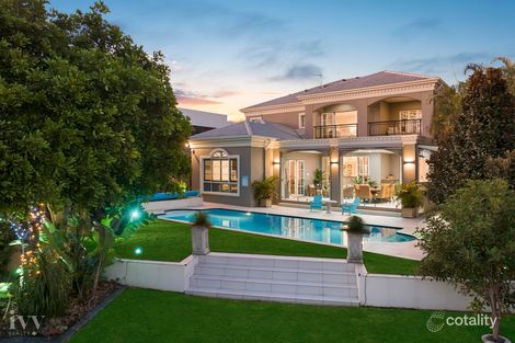 Property photo of 6 Queen Guineveres Place Paradise Point QLD 4216