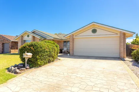 29 Pryor Cres, Old Bar, NSW 2430