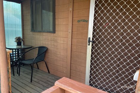 Property photo of 15 Russell Crescent Westleigh NSW 2120