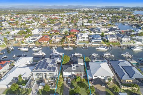Property photo of 44 Lindsay Parade Paradise Point QLD 4216