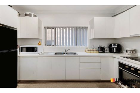 Property photo of 5 Reiba Crescent Revesby NSW 2212