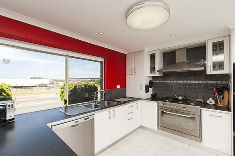 2 Ormiston Gdns, Clarkson, WA 6030