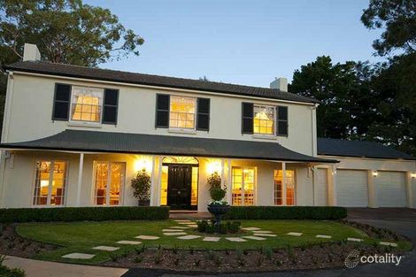 15 Glen St, Crafers West, SA 5152